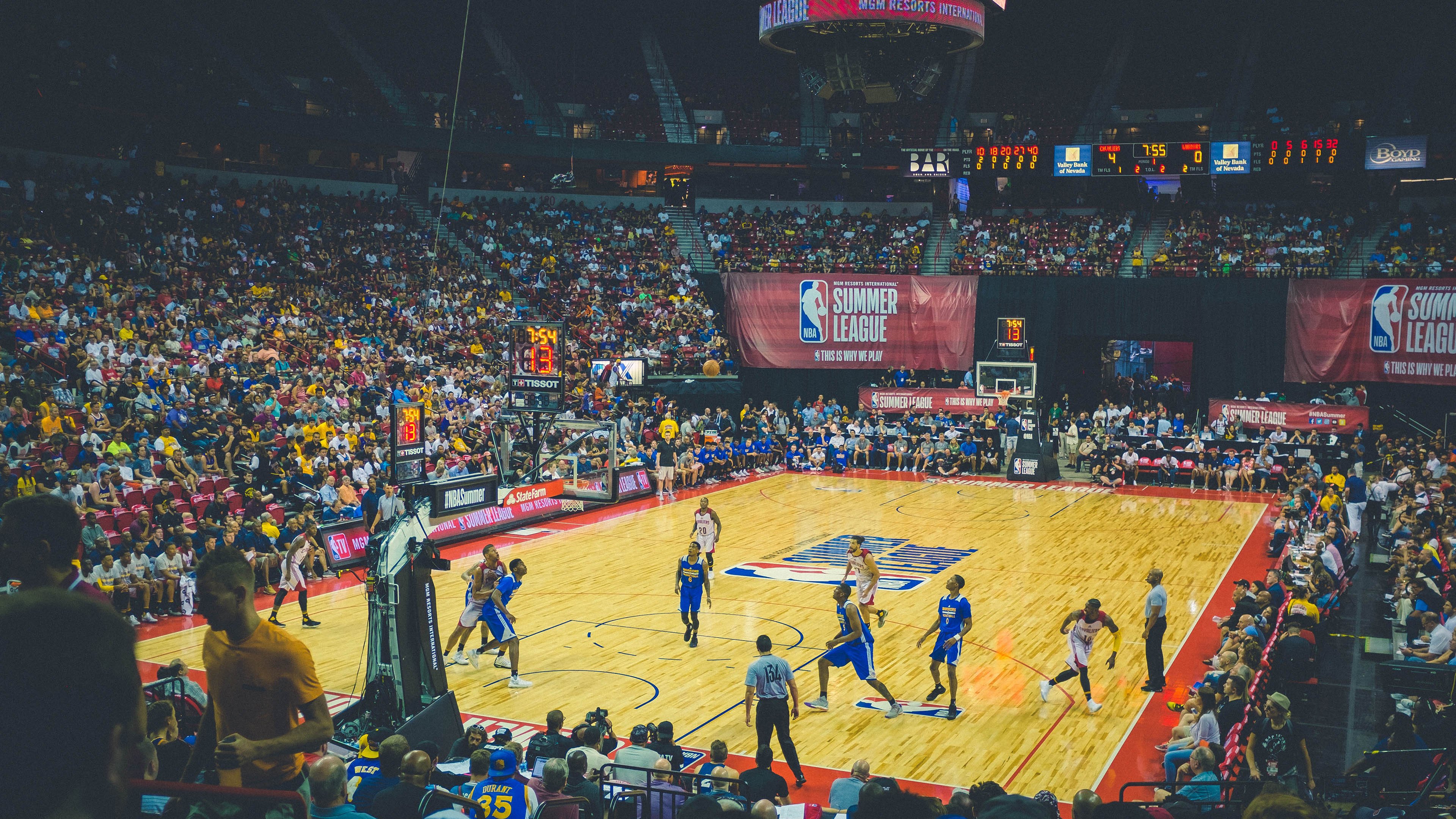 爱游戏体育官方网站-李明全场最佳表现，攻防两端都稳健！，李明集锦